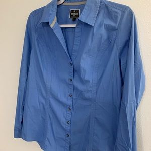 Express Women’s Essential Shirt L